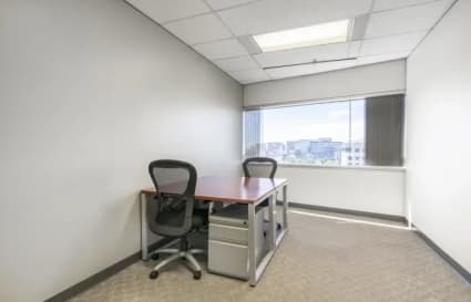 5050 Quorum Drive, Dallas