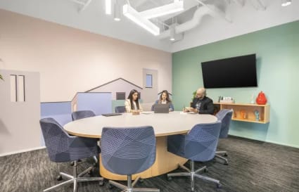 2925 Richmond Avenue, Houston