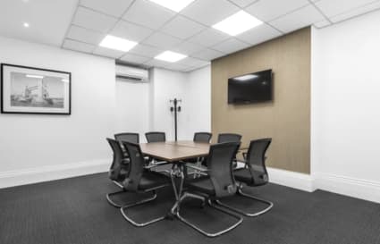 Private Office for up to 16 People