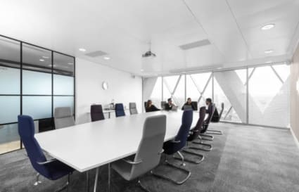 24 Person External Private Office in London