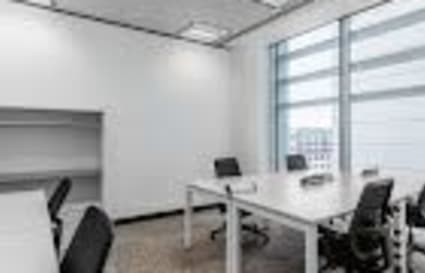 17 Person Private Office in London