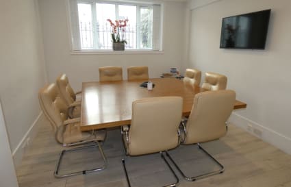 Private Office for up to 3 People | 107 Sq. Ft. 