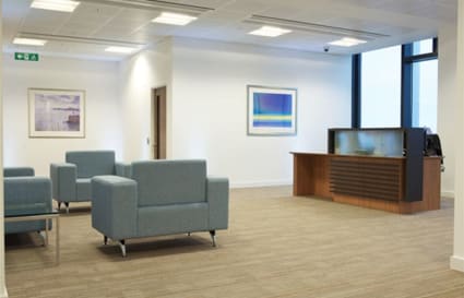 6 Person External Private Office in London | 220 Sq. Ft.