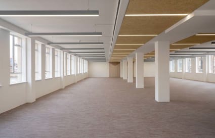 Private Space for up to 50 desks | 4,194 sq.ft.