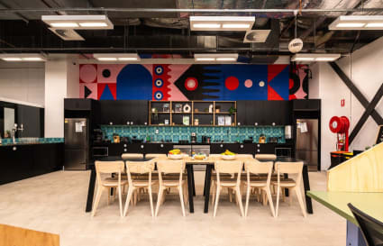 4 Person Serviced Office 