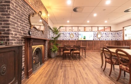 4 Person Serviced Office 
