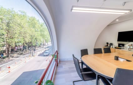 Internal Private Office for up to 3 People | 95 Sq. Ft.