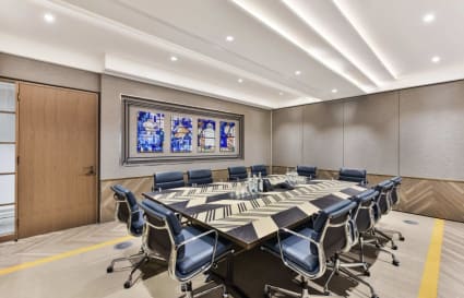 10 Person Private Office | 450 Sq. Ft.