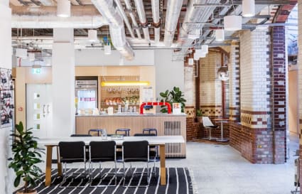 13 Person Private Office in London | 343 Sq. Ft.