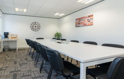 Private Office for up to 8 People | 310 Sq. Ft.