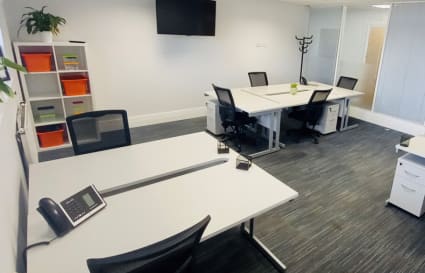 Private Office for up to 7 People | 370 Sq. Ft.