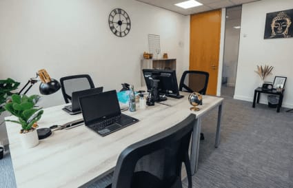 Internal Private Office for up to 2 People | 84 Sq. Ft.