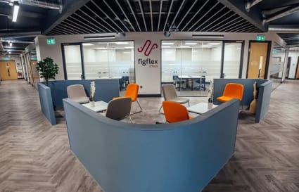 External Private Office for up to 7 People | 229 Sq. Ft.