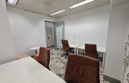 Riff - 4 to 5 Person Private Office