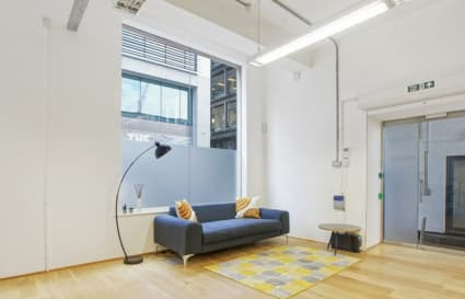18 Person Managed Office w/ Meeting Room, Phone Booths and Kitchen/Breakout | 1,089 Sq. Ft.