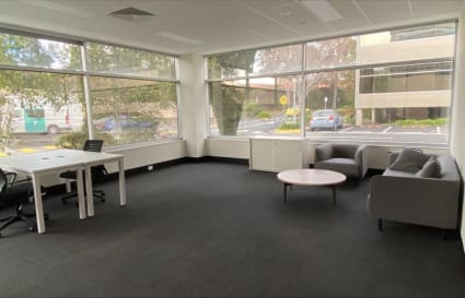 5 Person Internal Private Office in Burwood