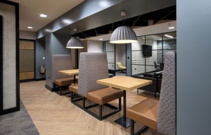 6 Person External Private Office in London | 222 Sq. Ft.
