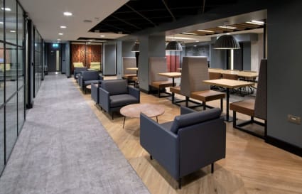 6 Person External Private Office in London | 222 Sq. Ft.