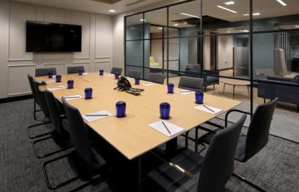 6 Person External Private Office in London | 222 Sq. Ft.