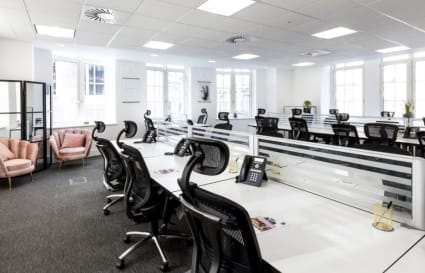 10 Person Private Office