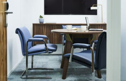 18 Person Private Office | 565 Sq. Ft.