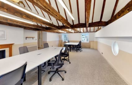 12 Person Private Office in London | 480 sq ft