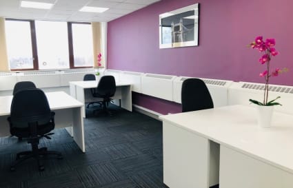 4 Person Office Available | 230 Sq. Ft.