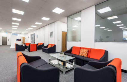 10 Person Private Office in Brentford | 497 sqft