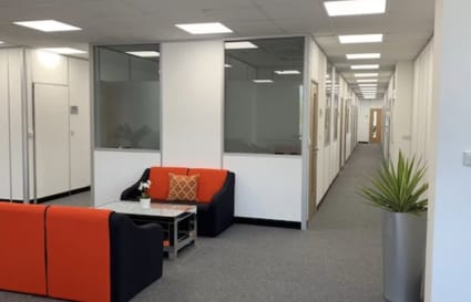 10 Person Private Office in Brentford | 497 sqft