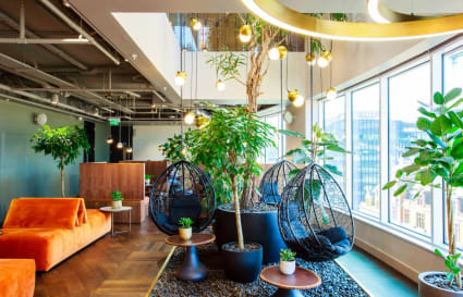 8 Person Private Office in London | 235 Sq. Ft.