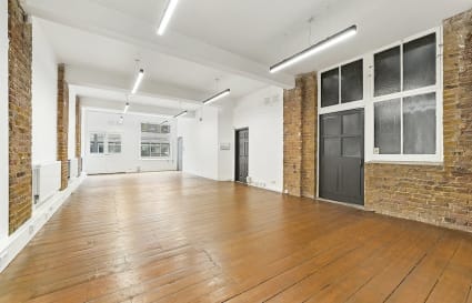 Managed Office for up to 20 People | 1,025 Sq. Ft. 