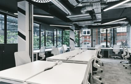 38 Person External Private Office in London | 1,150 sq ft