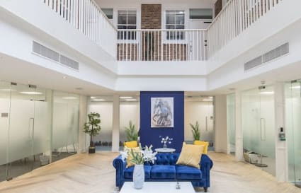 8 Person Private Office in London | 300 Sq. Ft. 