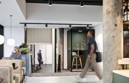 External Private Office for up to 7 People | 243 Sq. Ft.