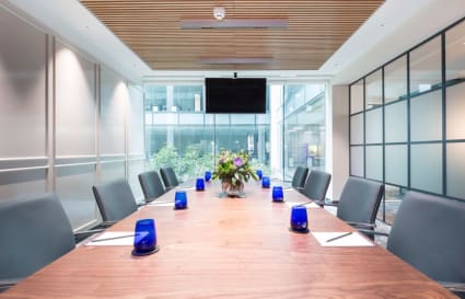 Internal Private Office for up to 5 People | 200 Sq. Ft.