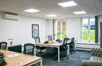 16 Person Private Office | 745 Sq. Ft.