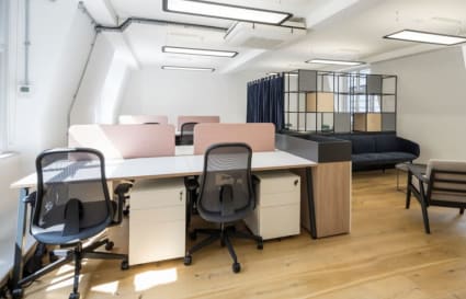 Private Office for up to 14 People | 978 Sq. Ft.