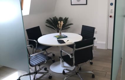 Managed Office for up to 10 People | 601 Sq. Ft. 