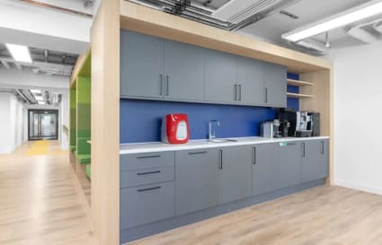 Private Office for up to 5 People | 162 Sq. Ft.