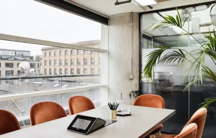 6 Person External Private Office in London | 185 sqm