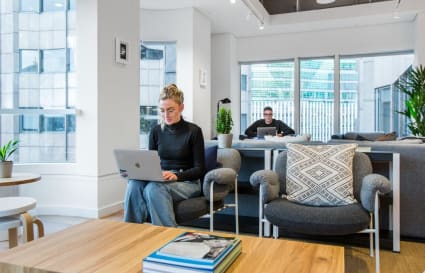 3 Person Private Office in London | 90 Sq. Ft.