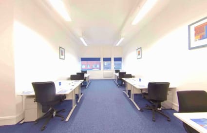 12 Person Office Available | 604 Sq. Ft.