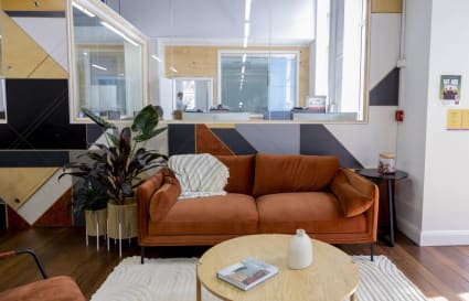 5 Person Serviced Office 