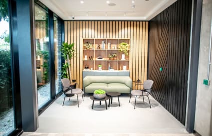 8 Person Private Office in London | 363 Sq. Ft.