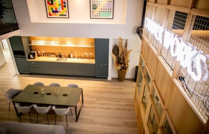 Private Office for up to 18 People | 673 Sq. Ft.