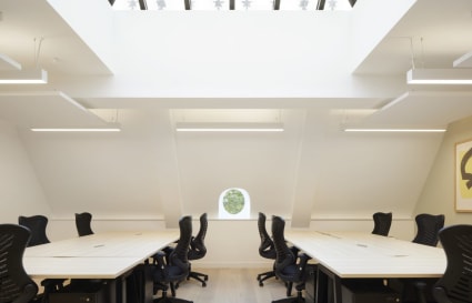 Private Office for up to 44 People | 2,510 Sq. Ft.