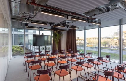10 Person Private Office in Milton Keynes | 298 Sq. Ft.