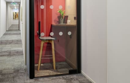 14 Person Private Office in Mayfair | 535 Sq. Ft.