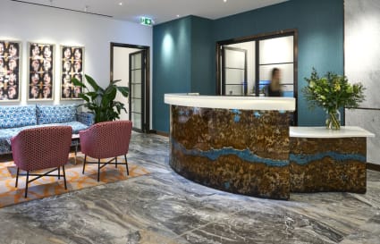 14 Person Private Office in Mayfair | 535 Sq. Ft.