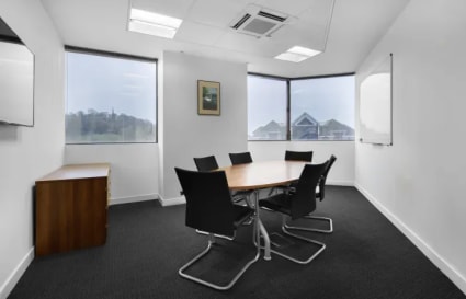 4 Person External Private Office